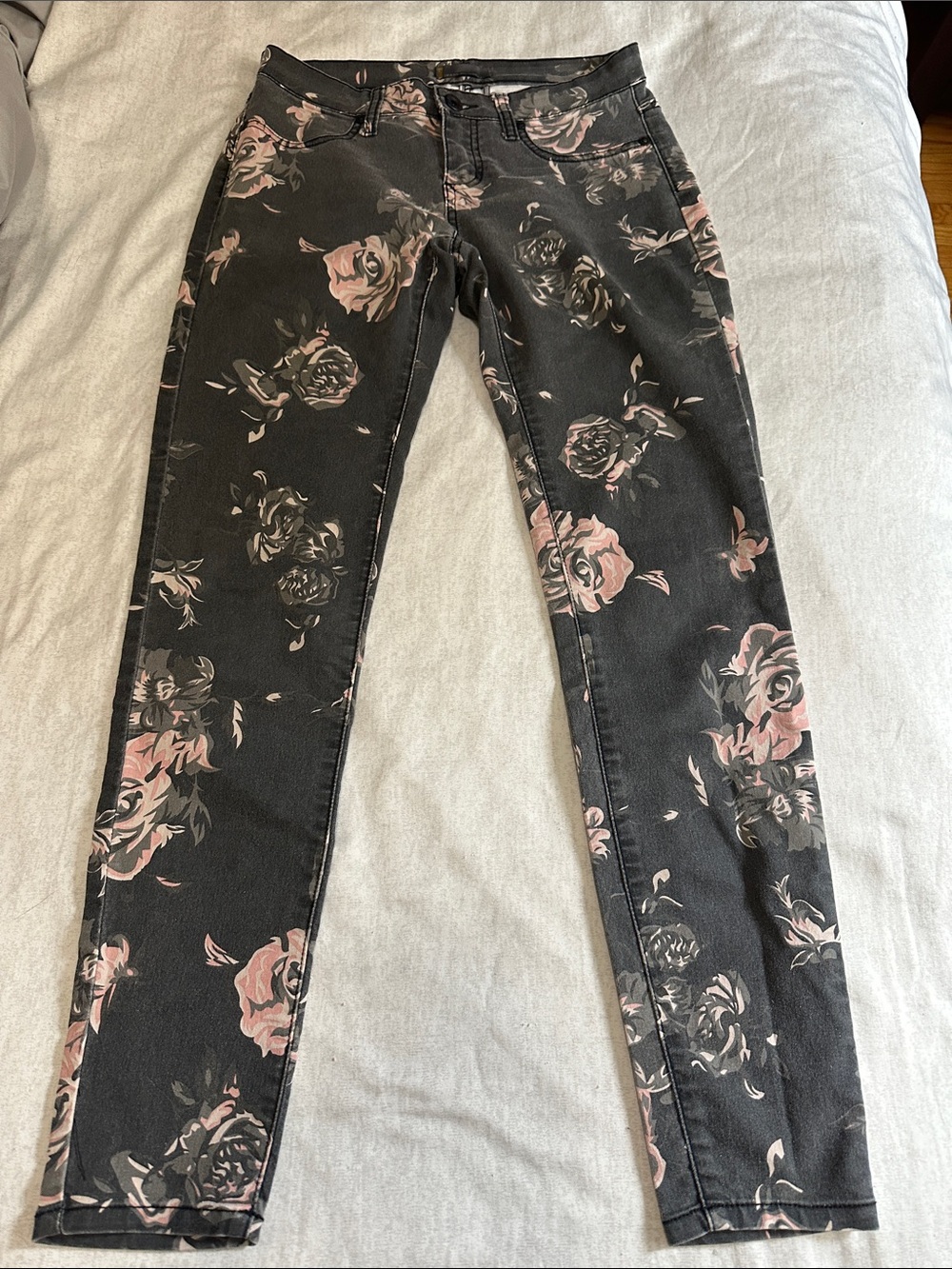Floral Skinny Jeans Size 27 (4) - Buffalo